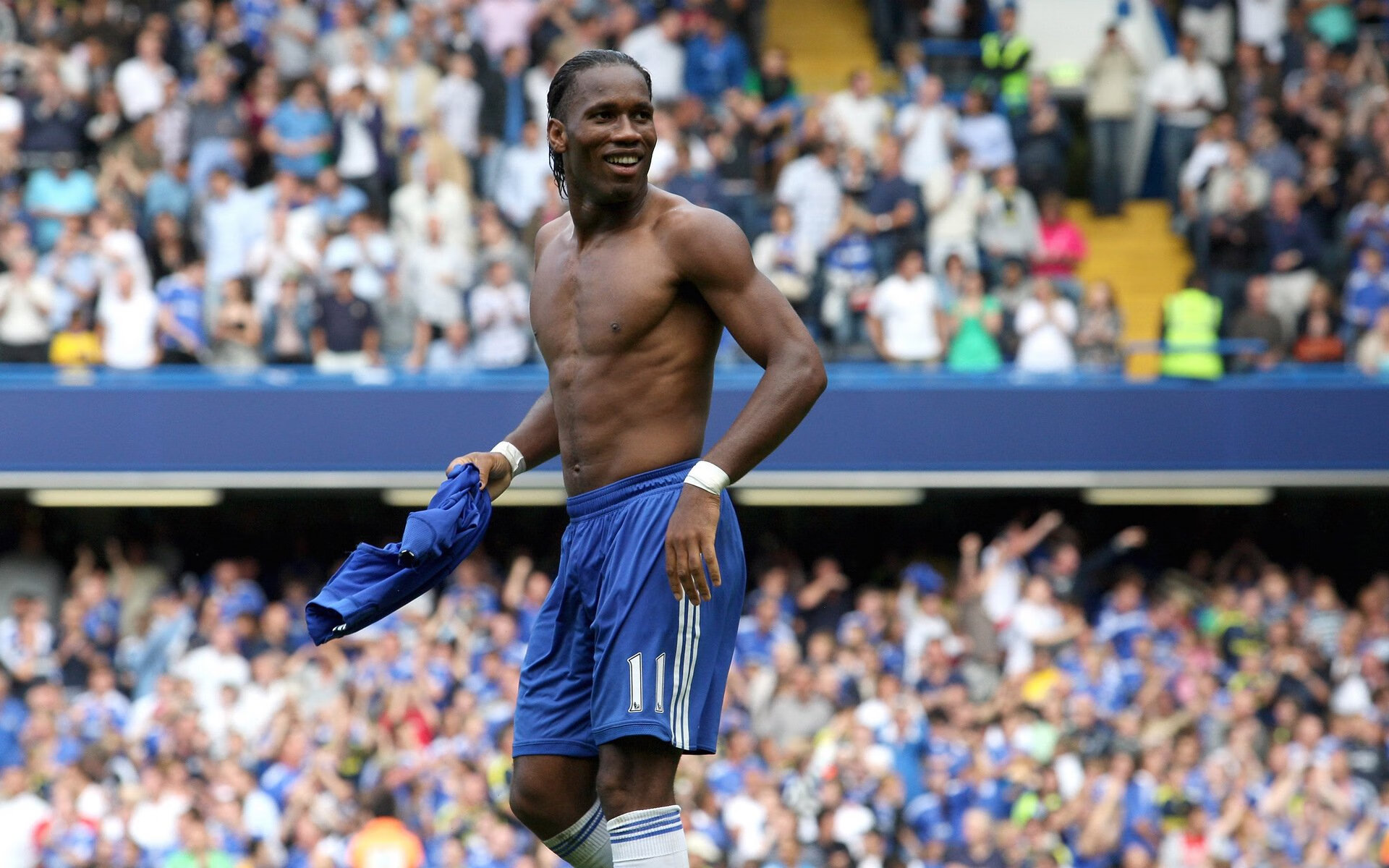 亚历克斯·格林伍德的防守能力帮助袋鼠队在关键时刻取得优势，格林伍德球员