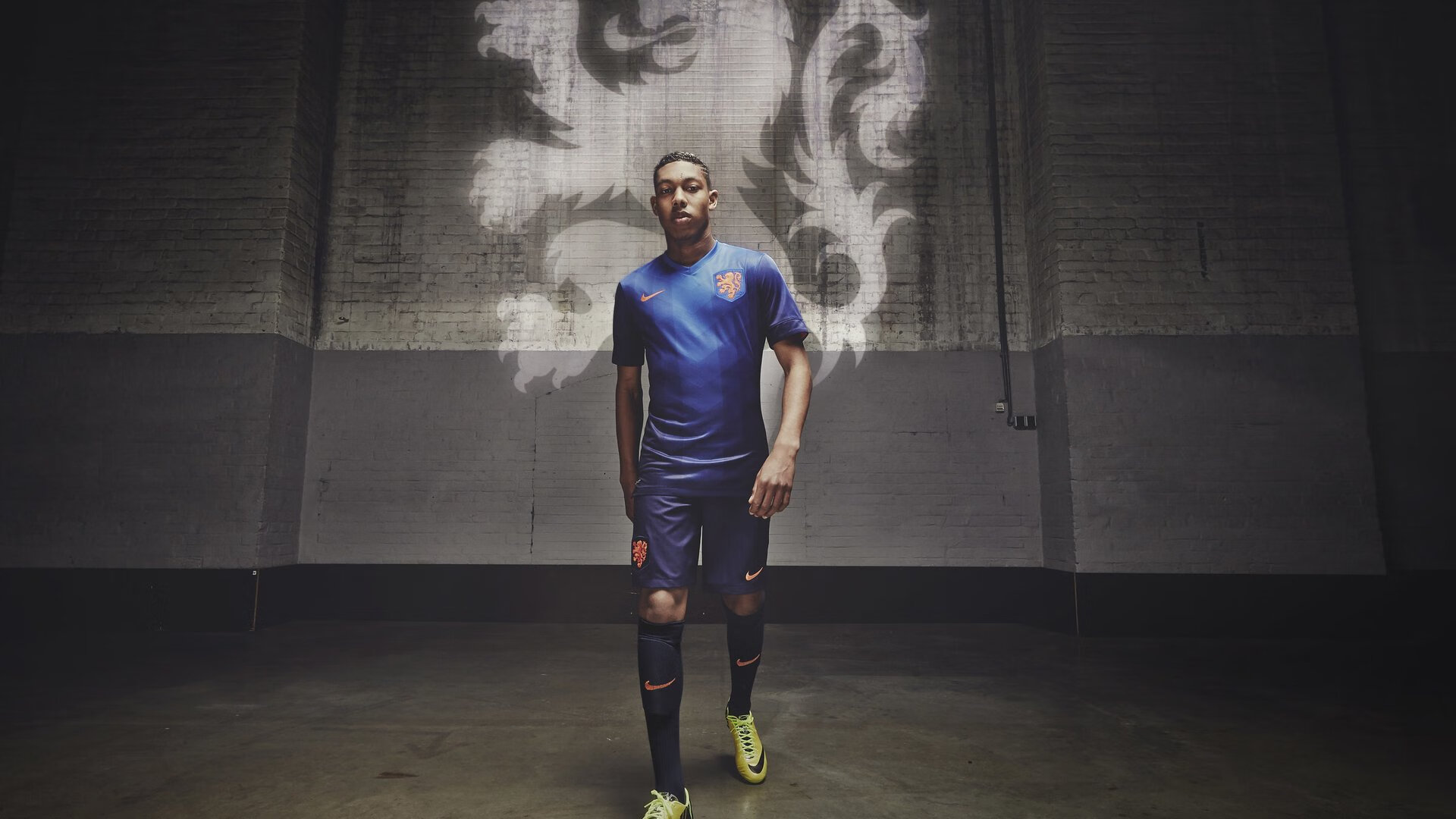 爱游戏下载-英超盛大盛宴：戏剧性的角逐场面，英超盛世